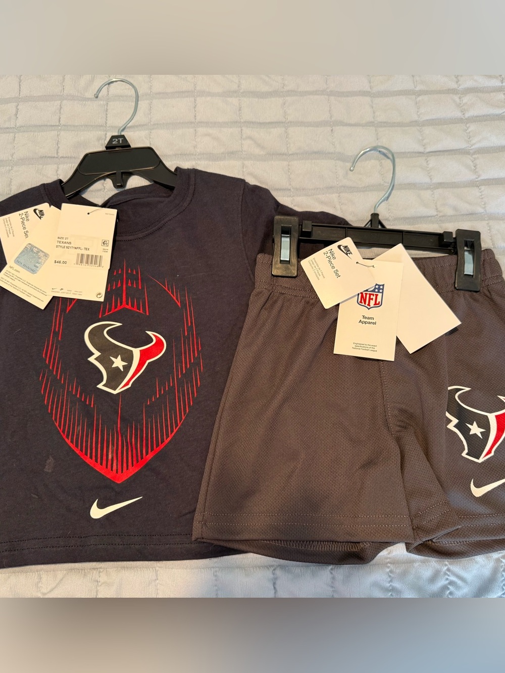 Nike Kids Houston Texans Navy and Red Tee with Matching Shorts NWT 2t